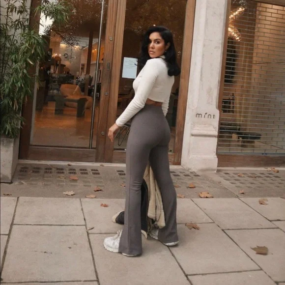 Zara Split-Hem Ribbed Pants - Picture 4 of 7